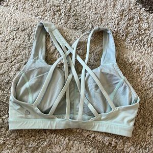 Lululemon sports bra
